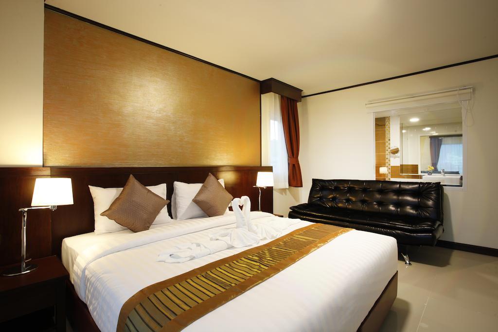 Orchid Resortel Patong Kültér fotó